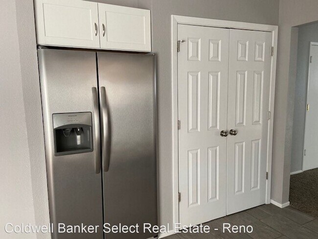 Foto del edificio - 3 br, 2 bath House - 789 G Street