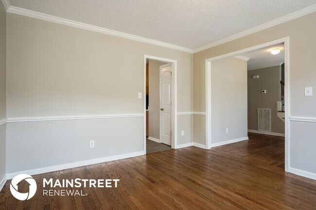 Foto del edificio - 312 Black Forest Dr