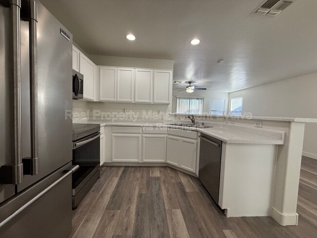 Foto del edificio - 2809 N 107th Dr