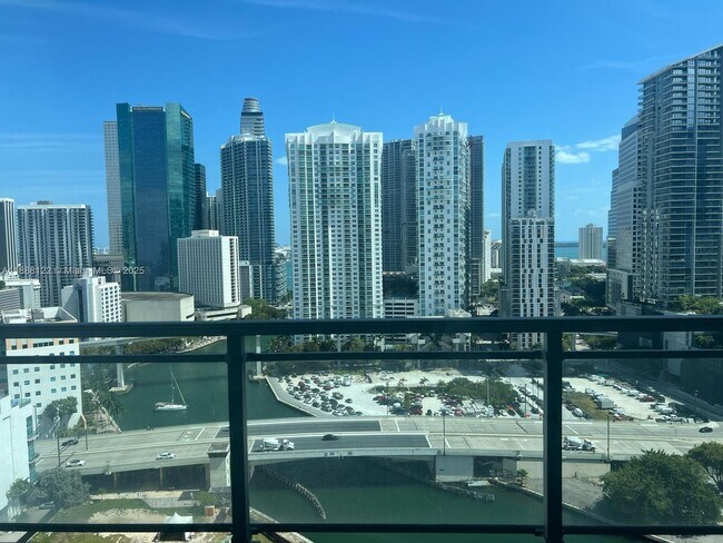 Foto del edificio - 92 SW 3rd St