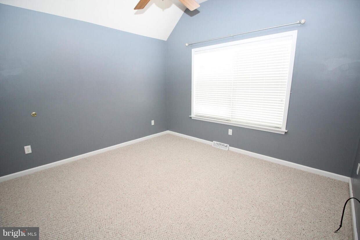 Foto principal - 90 Cherry Blossom Ct