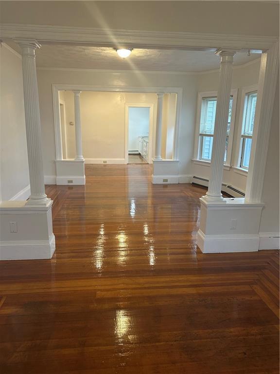 Foto del edificio - 1229 Narragansett Blvd