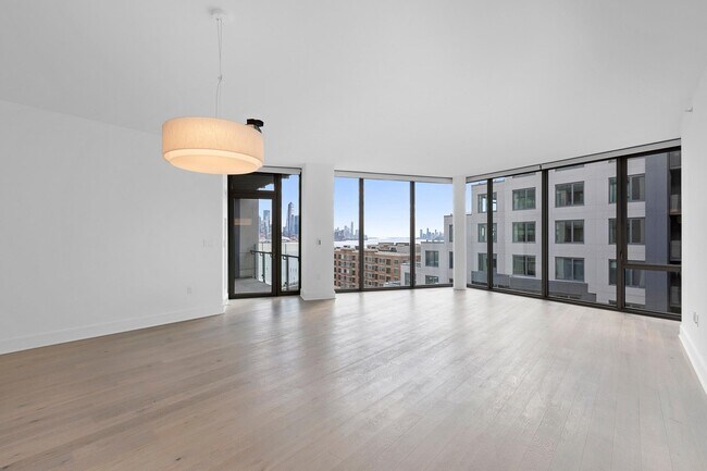 Building Photo - 9 Ave At Port Imperial