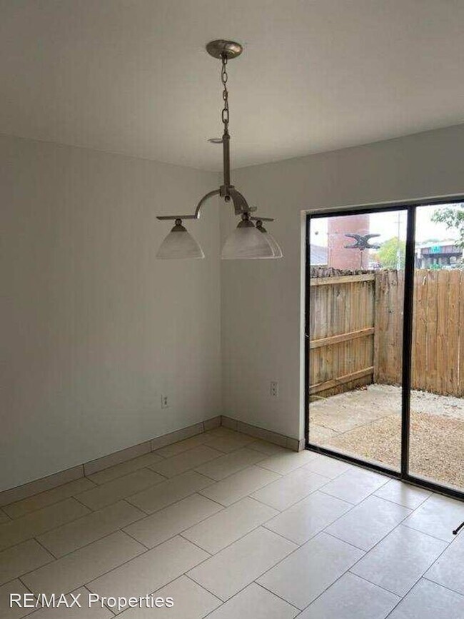Building Photo - 2 br, 2.5 bath House - 3410 San Felipe Drive