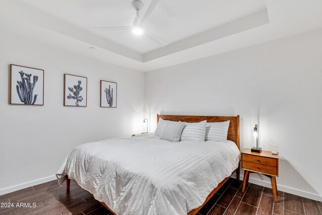 Foto del edificio - 6803 E Main St