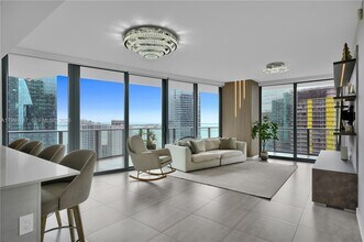 Building Photo - 1300 S Miami Ave