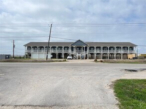 Building Photo - 1015 Bluewater Hwy