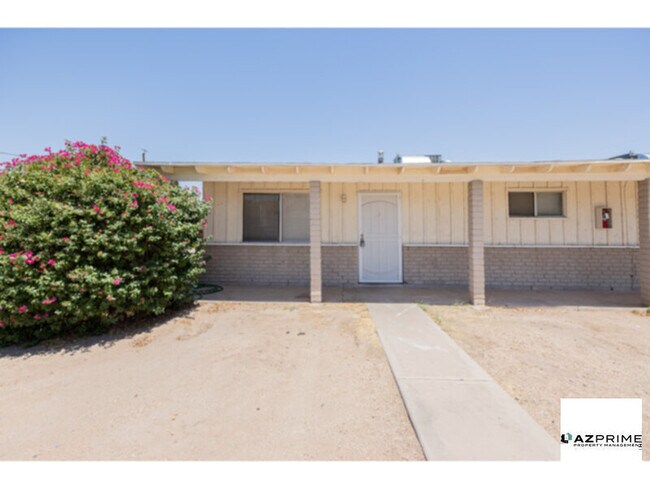 Foto del edificio - Discover your Desert Dream in this Stunnin...