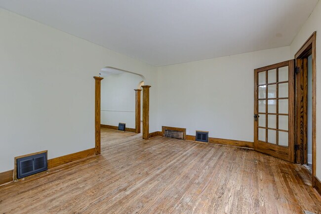 Foto del edificio - 2347 S 33rd St