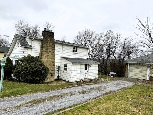 Foto del edificio - 915 Perry Hwy