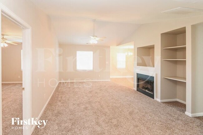 Foto del edificio - 6713 Rain Creek Way