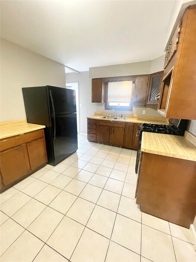 Foto del edificio - 525 N 27th St