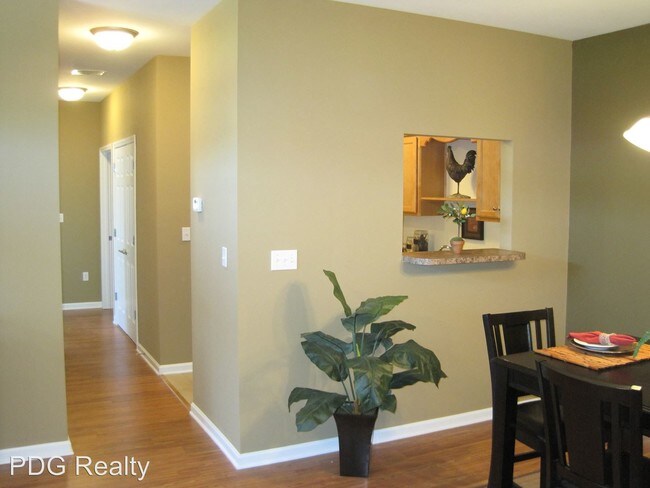 Building Photo - 4500 Westport Woods Ln