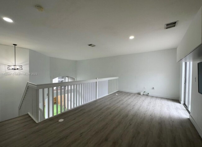 Building Photo - 8042 NW 114th Pl