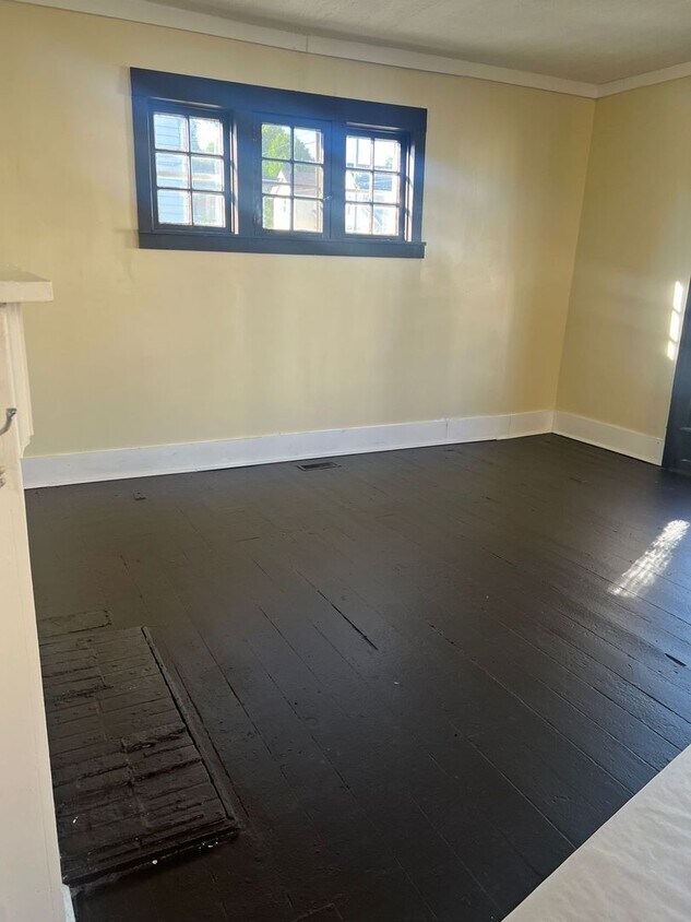 Foto principal - 3 bedroom house