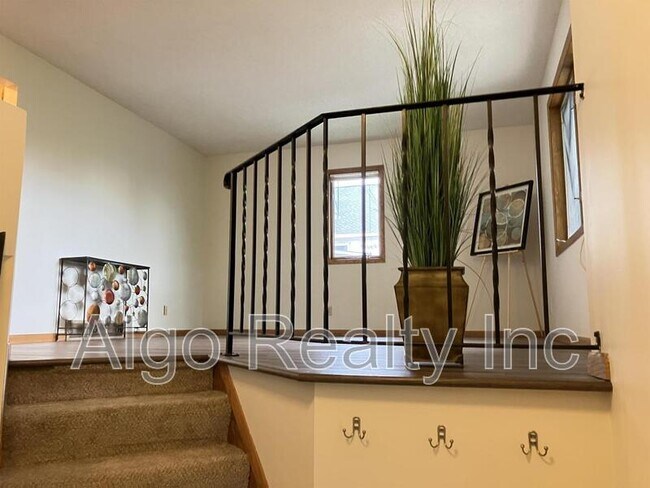 Foto del edificio - 2954 NE Taylor St