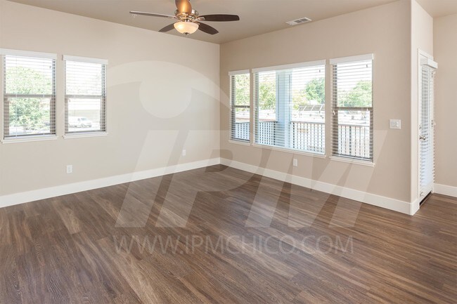 Foto del edificio - 114 W 18th St