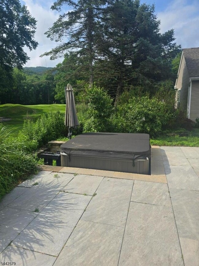 Building Photo - 47 Tannery Hill Dr