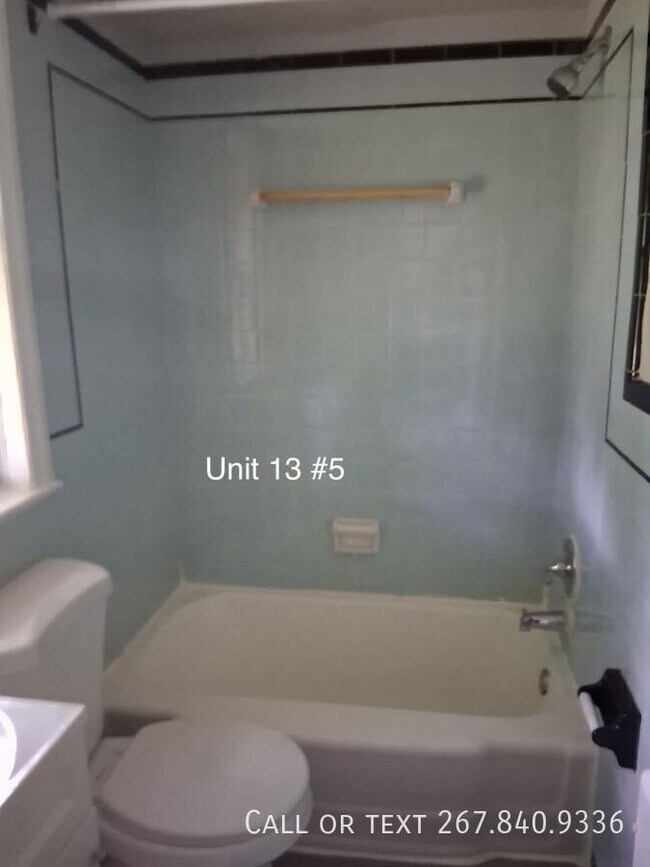 Foto del edificio - 674-684 Stuyvesant Avenue , 13-15 Christoph Ave-674-2