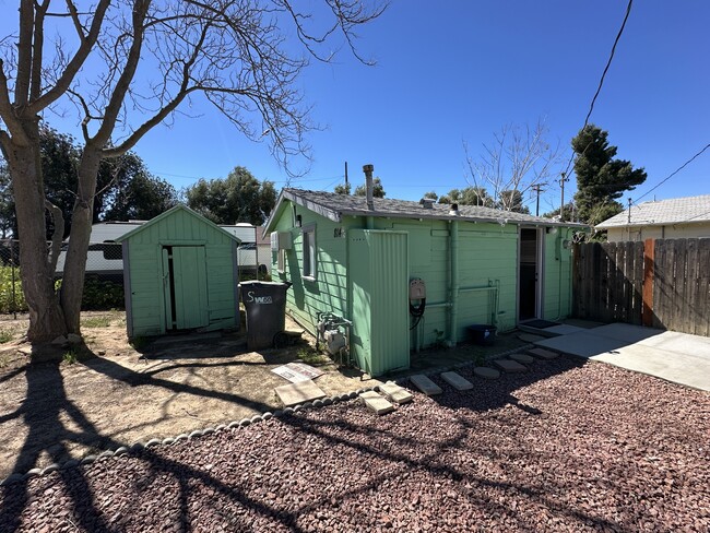 Foto del edificio - 814 Edgar Ave