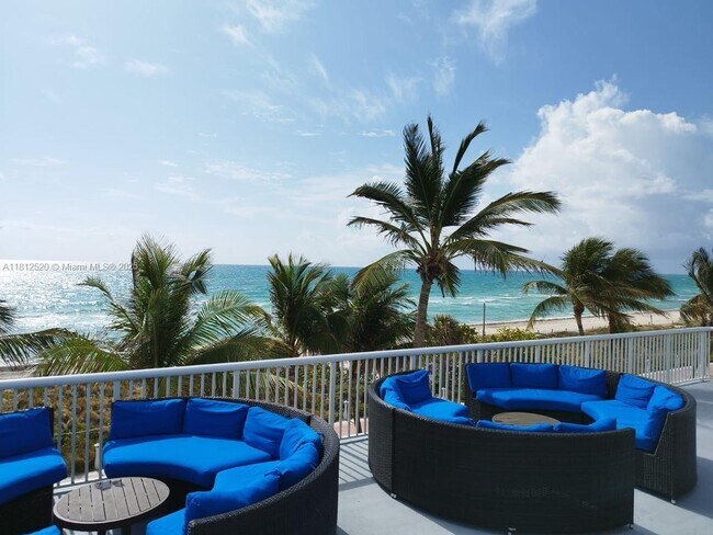 Foto del edificio - 5401 Collins Ave