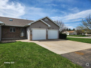 Building Photo - W6511 Levi Dr