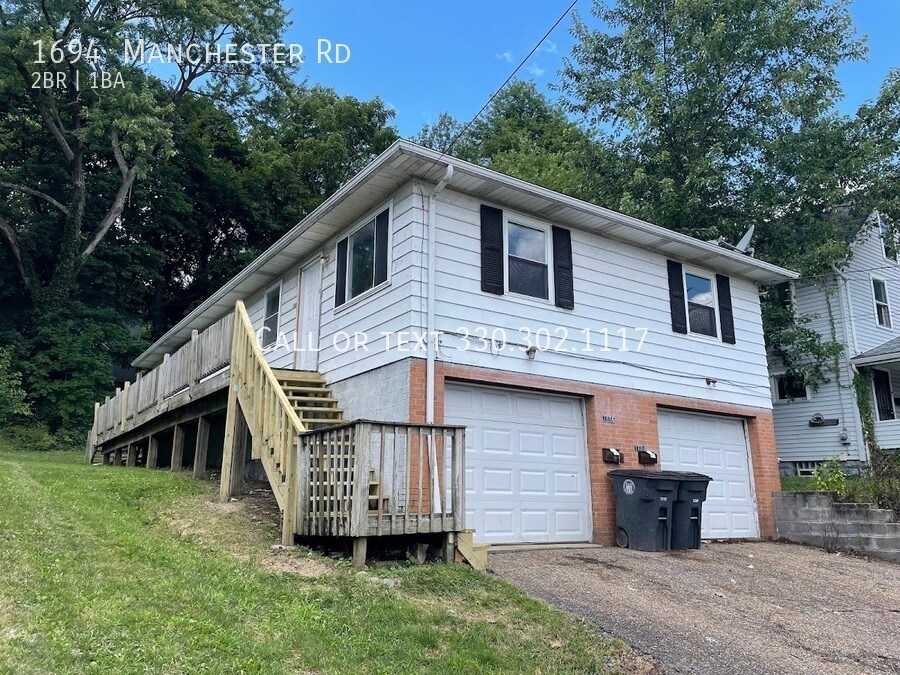 Primary Photo - Two bedroom one bathroom duplex for rent