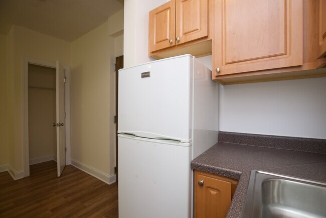 Foto del edificio - 1742 N Humboldt Blvd