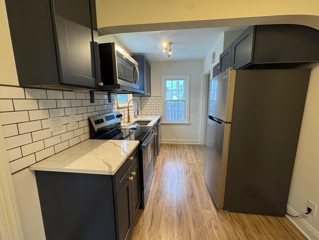 Foto del edificio - 657 E Moler St