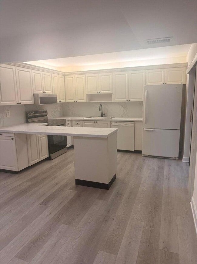 Photo - 2622 NW 7th Ct Townhome