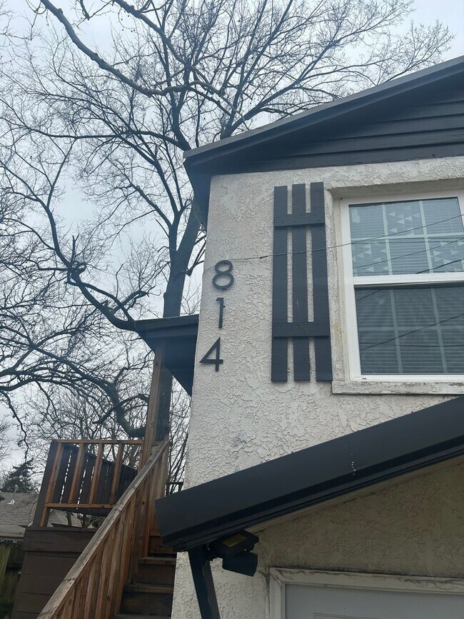 Building Photo - 814 Crutcher St
