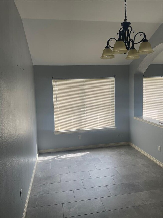 Foto del edificio - 13800 Randalstone Dr