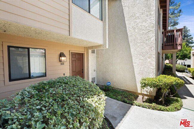 Foto del edificio - 5720 Owensmouth Ave