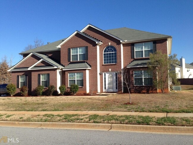 Building Photo - 3682 Fremont Dr