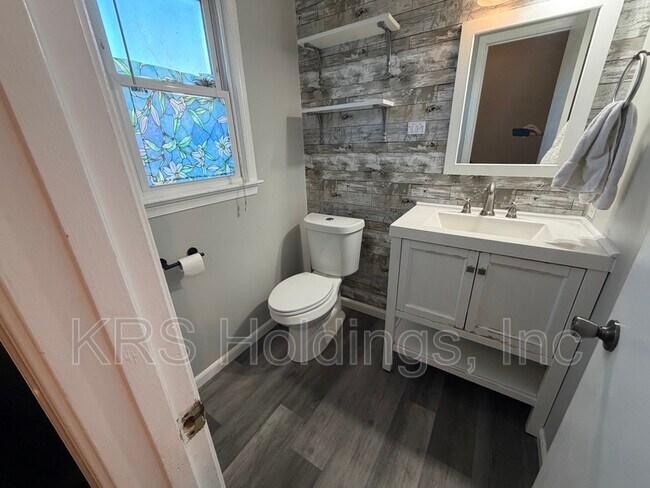 Building Photo - 3 Langholm Ct