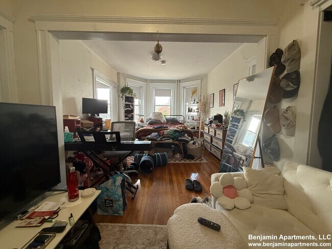 Building Photo - 1167 Boylston St
