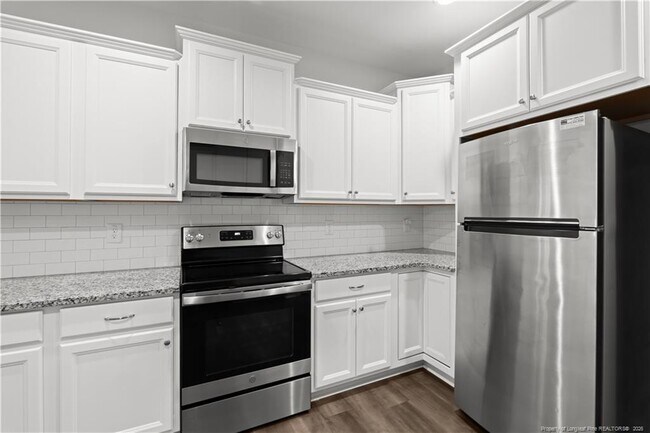 Foto del edificio - 4616 Scenic Pines Dr