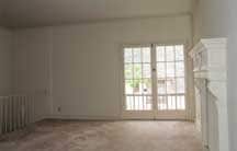 Building Photo - 2638 N Beachwood Dr