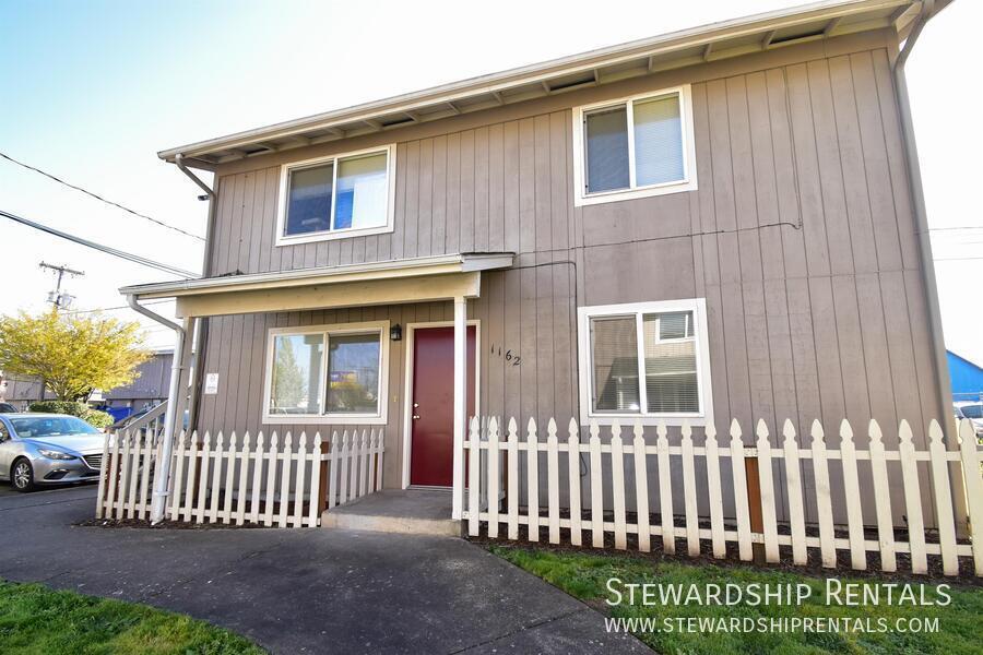 Photo - 1162 Grant Alley-