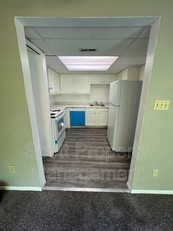 Building Photo - 800 Windstream Way