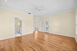 Building Photo - 7362 Pine Creek Way