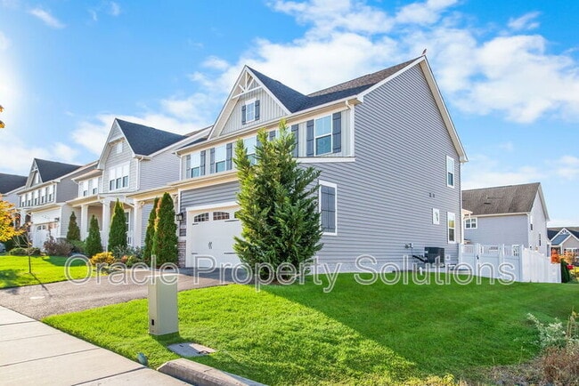 Building Photo - 2305 Wadlow Ln