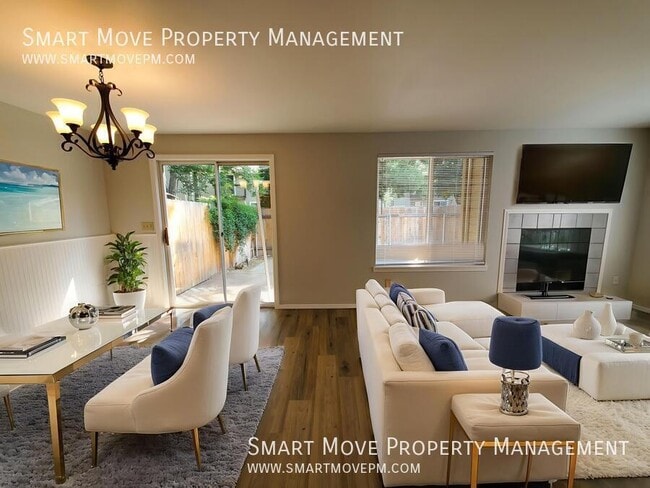Building Photo - 2574 Sumac Ln