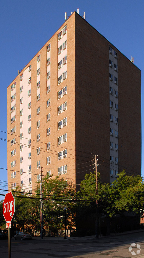 Primary Photo - Fred B Rooney Building