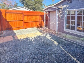 Building Photo - 574-576 Chula Vista St