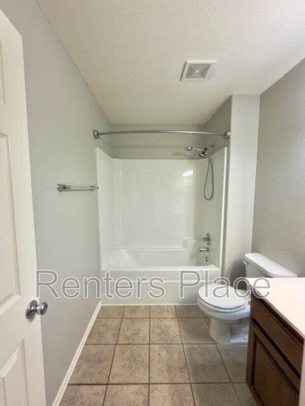 Building Photo - 2012 E 133rd Ct S