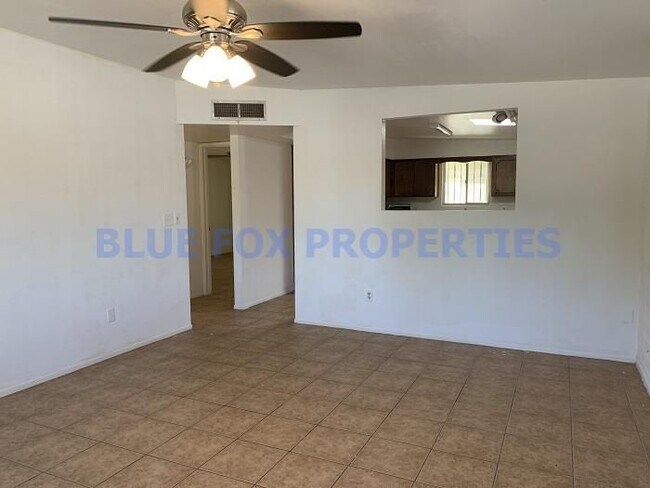 Building Photo - 1528 N Sycamore Blvd
