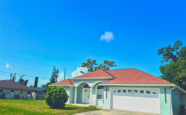 Building Photo - 4272 Pandora Rd