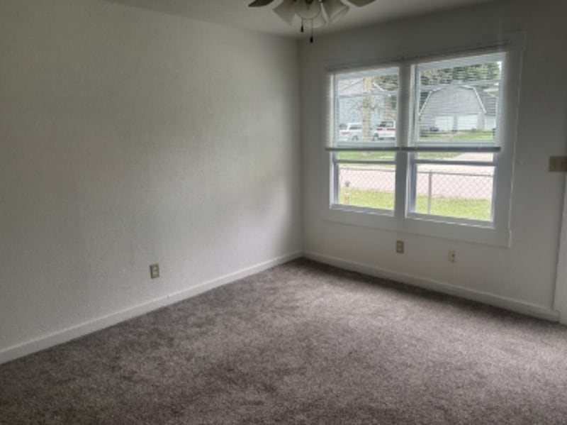 Building Photo - 420 Water St