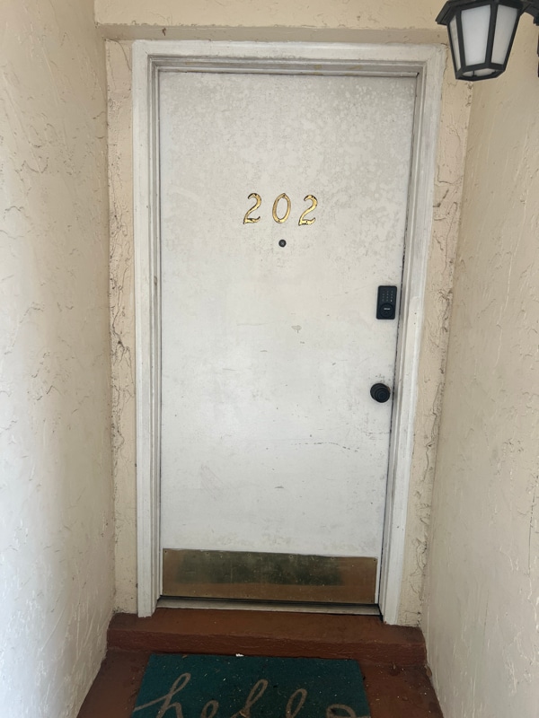 Primary Photo - 720 100th Ave N